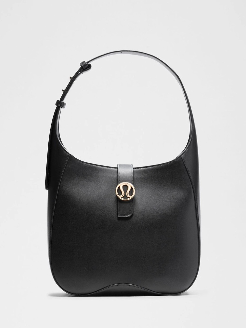 SOLD OUT Lululemon leather alternative 8 L shoulder bag black gold